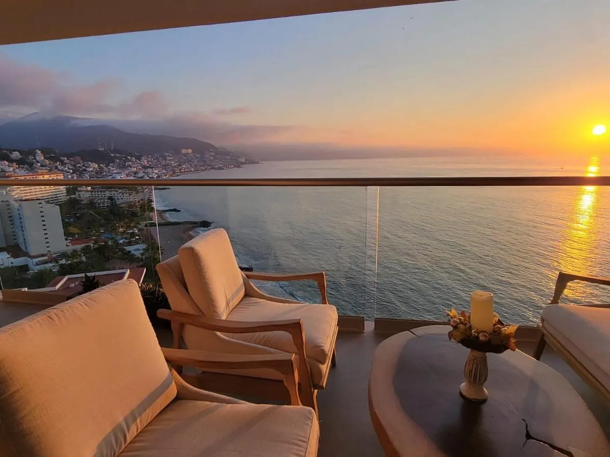 Oceanfront Apartment Puerto Vallarta Mexiko