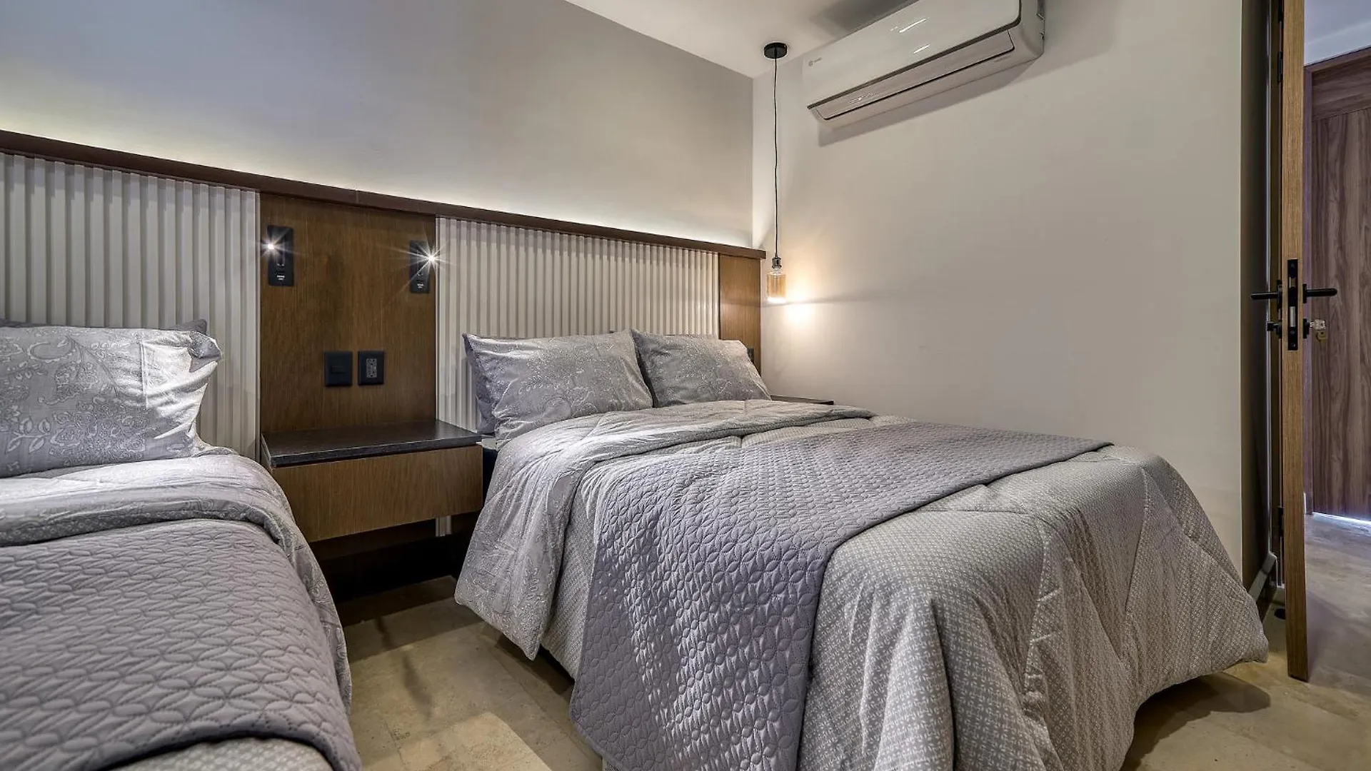 Oceanfront Apartment プエルトバラータ