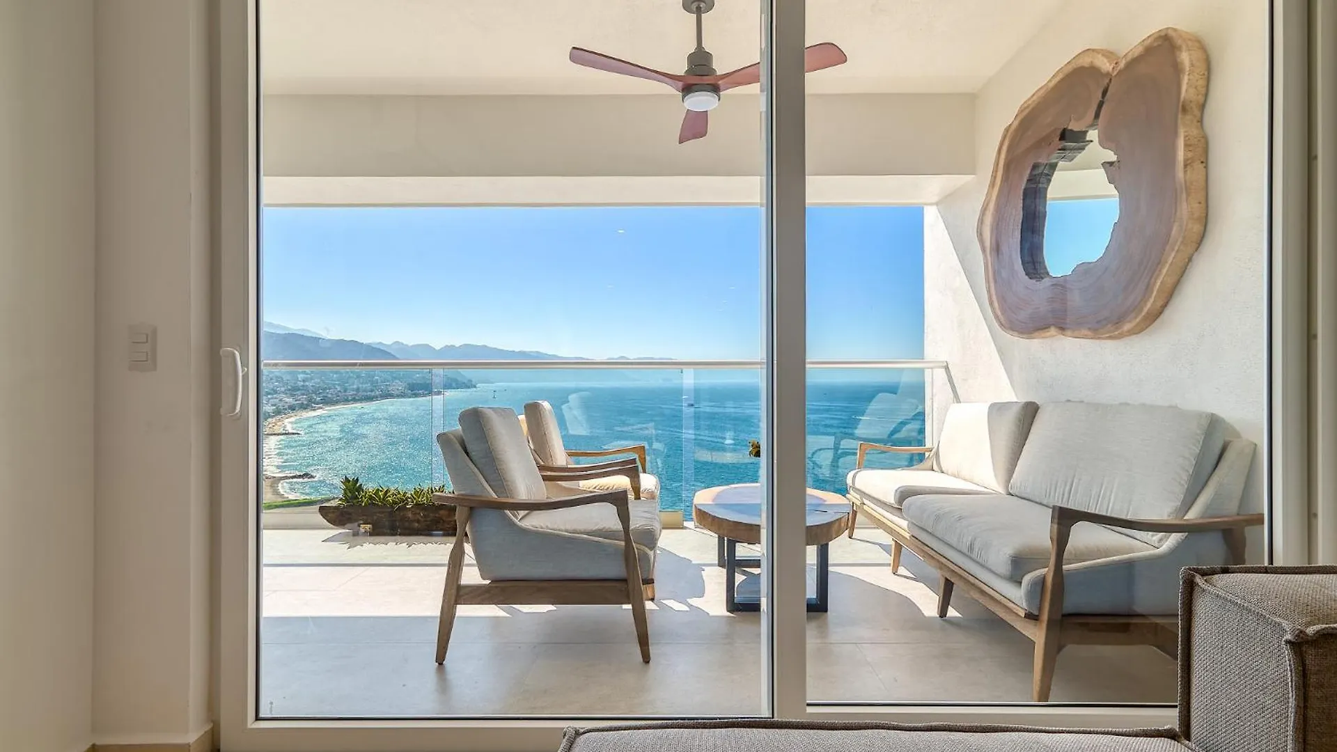 Oceanfront Apartment プエルトバラータ