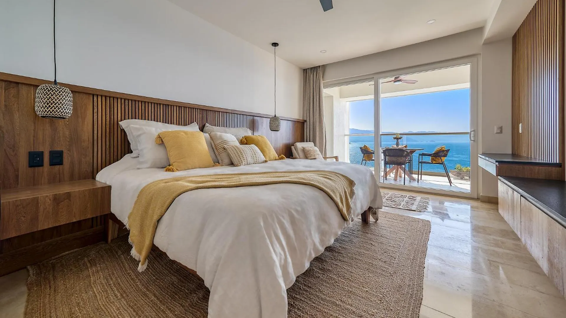 Oceanfront Apartment プエルトバラータ