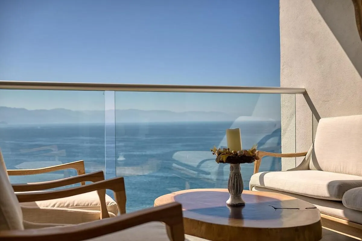 Oceanfront Apartment Puerto Vallarta